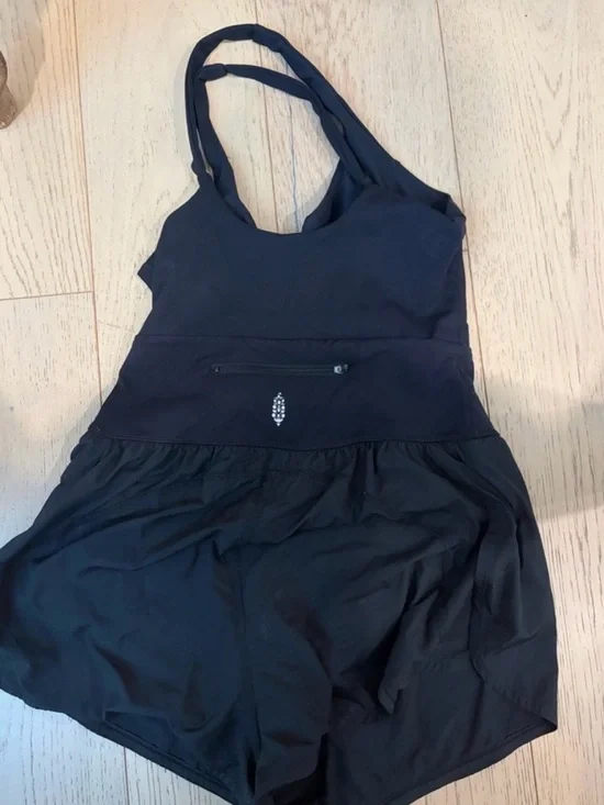 FP MOVEMENT RIGHTEOUS RUNSIE - Picture 5 of 5